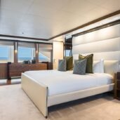 astondoa149-master-suite-Horizon-Yacht-Charters-phuket