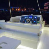 leopard-51-S-wheelhouse-flydeck-Horizon-Yacht-Charters-phuket