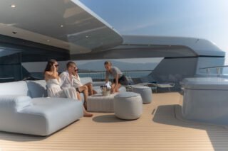 spacecat-aft-deck-cocktails-Horizon-Yacht-Charters-phuket