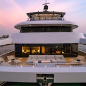 spacecat-aft-deck2-Horizon-Yacht-Charters-phuket