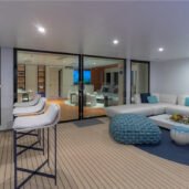 spacecat-bar-saloon-Horizon-Yacht-Charters-phuket