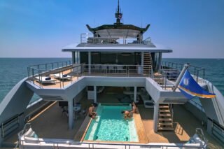 spacecat-guest-in-pool-Horizon-Yacht-Charters-phuket